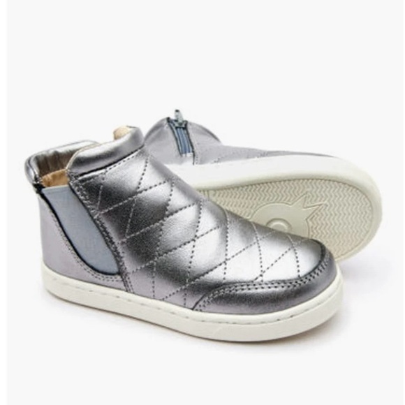 OLD SOLES Gently Used Sz 30 Silver/Pewter Quilted Leather Zipper Sneakers - Picture 8 of 9